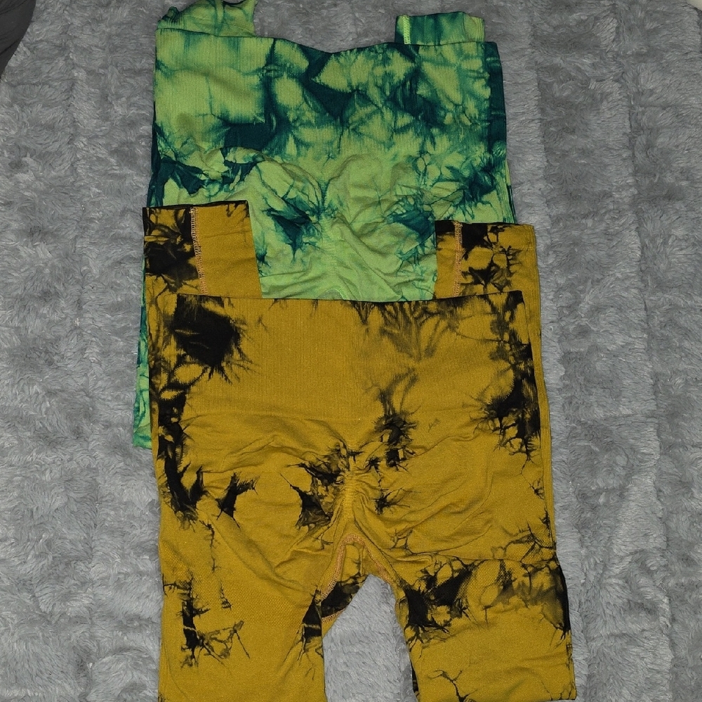 Vibrant Yellow and Green Tie-Dye Leggings